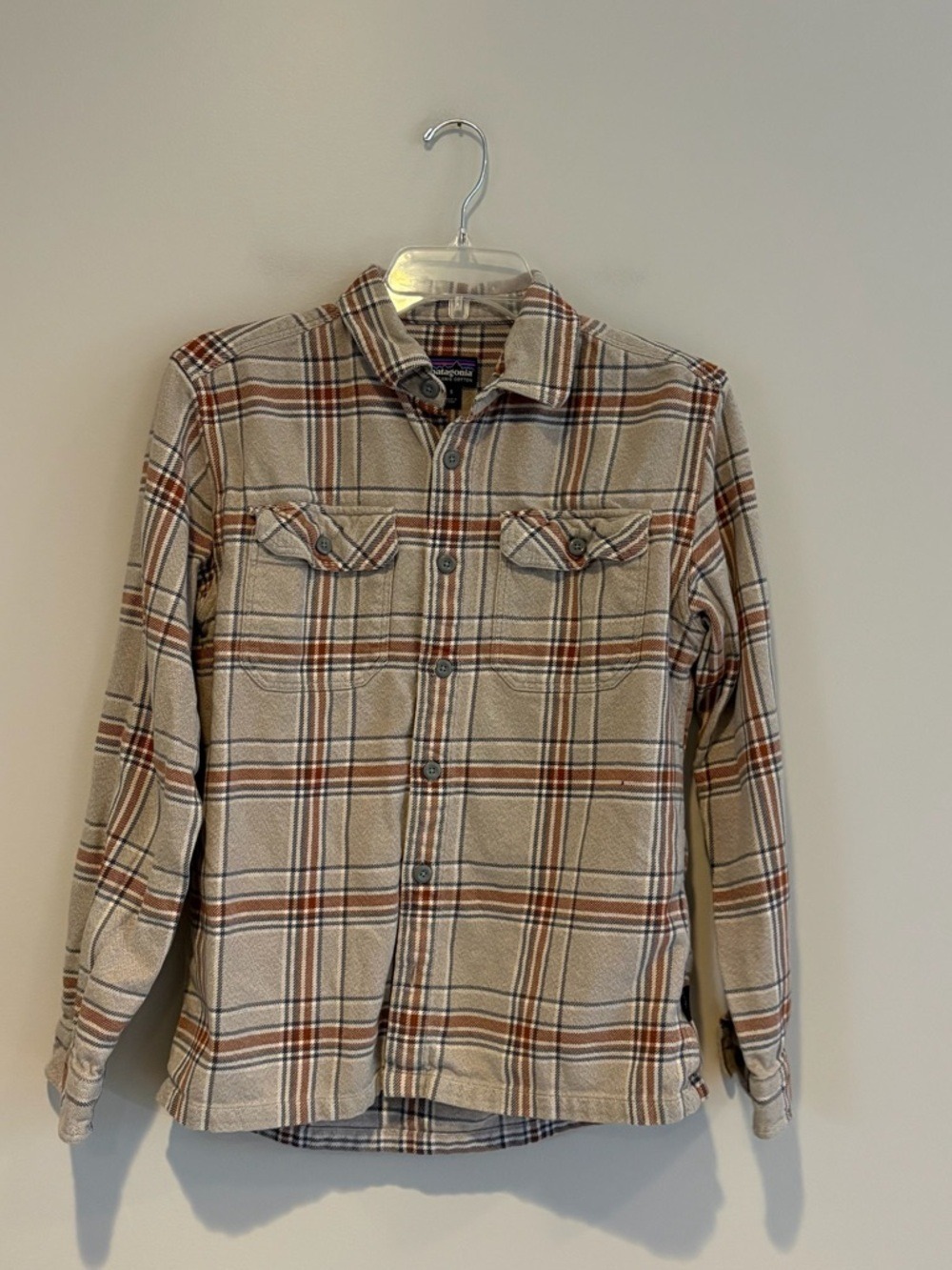 Patagonia Organic Cotton Plaid Button-Down Size S